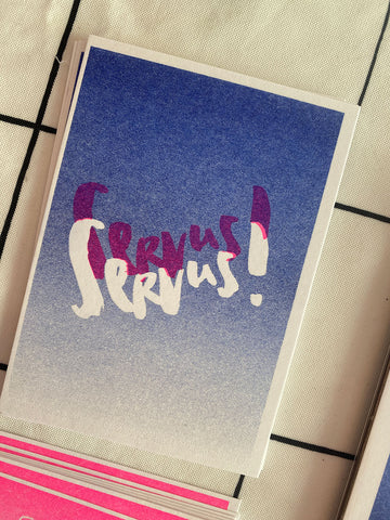 Risographie Lettering Postkarte "Servus"