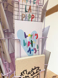 Postkarte "Happy Birthday" - Typografie-Karte zum Geburtstag